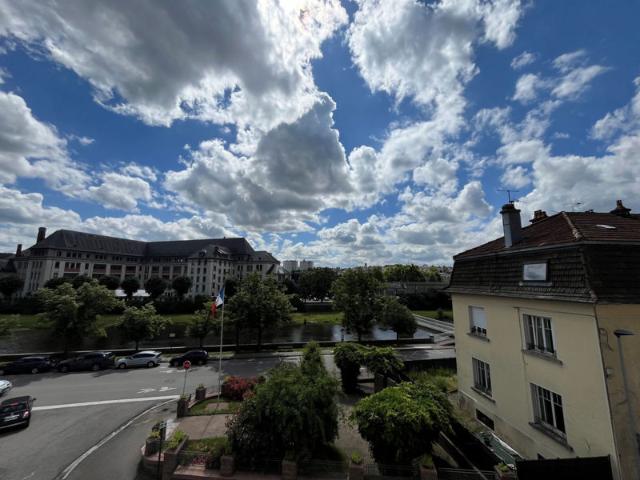 Epinal appartement f1 meublé