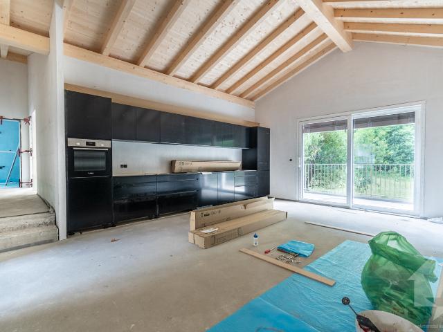Epinassey, 5.5 Zimmer Wohnung im Dachgeschoss
