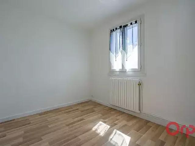 Epinay sur Orge 91360 Location appartement 2 pièces t2 au dernier étage cave