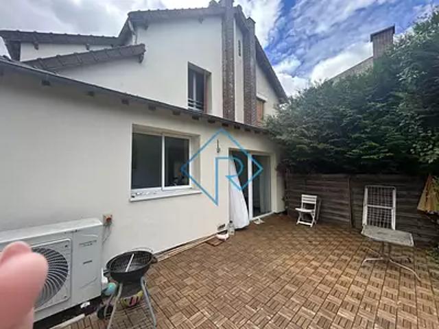 Épinay sur Seine 93800 Location maison terrasse