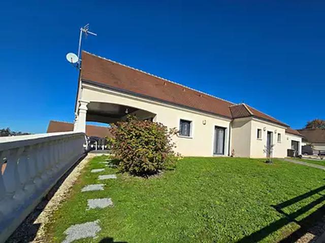 Epineuil 89700 Achat / Vente maison 7 pièces t7 au dernier étage terrasse