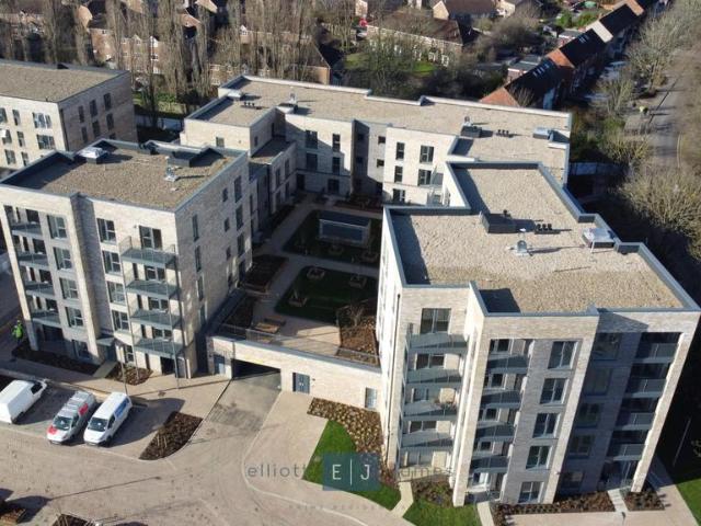 Epping Gate, Loughton IG10 1 bed apartment to rent £1,850 pcm £427 pw