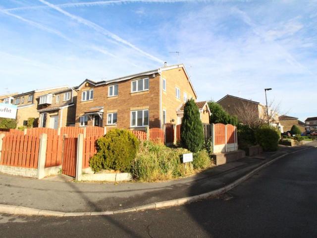 Epping Grove, Sothall, Sheffield 2 bed semi detached house to rent £925 pcm £213 pw