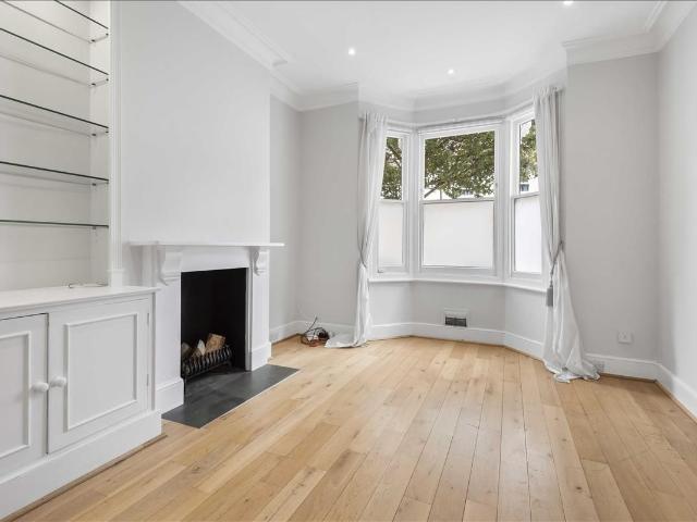 Epple Road, Fulham, London SW6, 3 bed terraced house to rent, £4,117 pcm | PrimeLocation