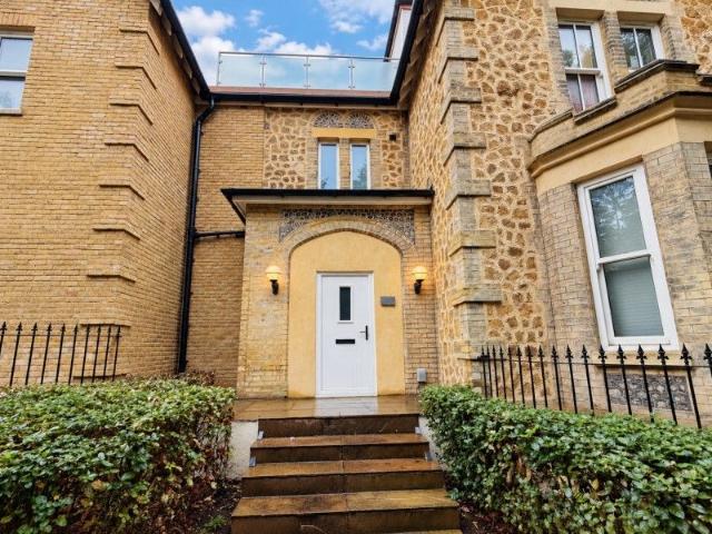 Epsom Road, Guildford GU1, 1 bed flat to rent, £1,700 pcm | PrimeLocation
