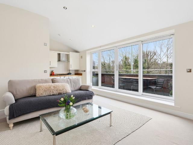 Epsom Road, Guildford GU1, 1 bed flat to rent, £1,600 pcm | PrimeLocation