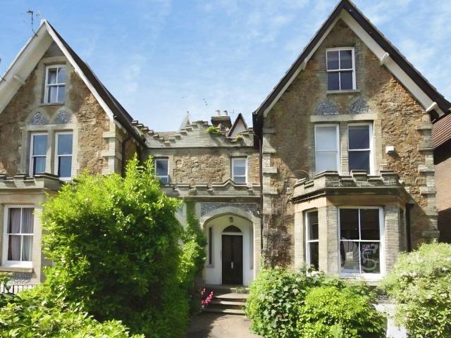Epsom Road, Guildford, Surrey GU1, 1 bed flat to rent, £1,100 pcm | PrimeLocation