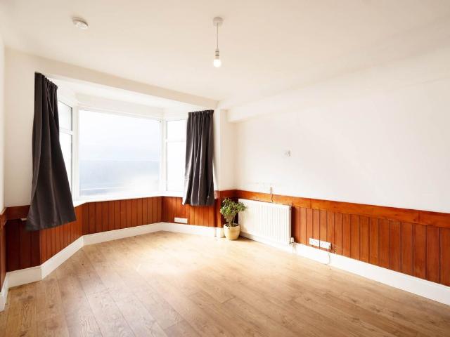 Epsom Road, Sutton SM3, 5 bed semi detached house to rent, £3,200 pcm | PrimeLocation