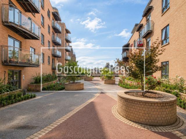 Epsom Road Trinity Gate, Guildford GU1, 2 bed flat to rent, £2,350 pcm | PrimeLocation