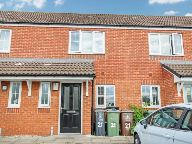 Equestrian Grove, Walsall, WS1 2 bed terraced house to rent £995 pcm £230 pw