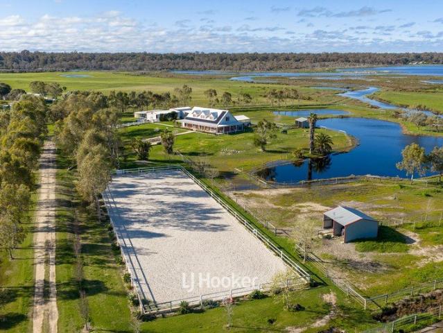 Equestrian Lifestyle Living on 10 Acres