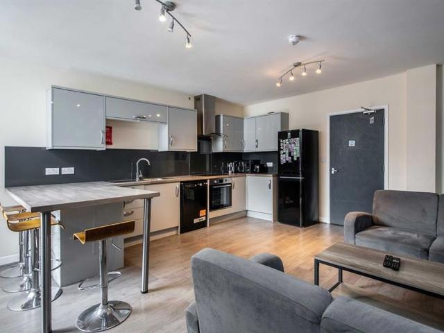Equitable House, 5 7 South Parade NG1, 5 bed flat to rent, £2,058 pcm | PrimeLocation