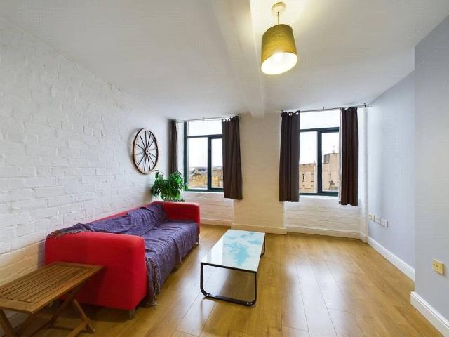 Equity Chambers, 40 Piccadilly, Bradford, West Yorkshire BD1, 2 bed flat to rent, £750 pcm | PrimeLocation
