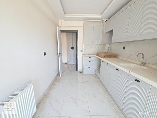 ERMANLAR'DAN 2+1 SIFIR 2.KAT ÖNÜ AÇIK SİTEDE FIRSAT DAİRE