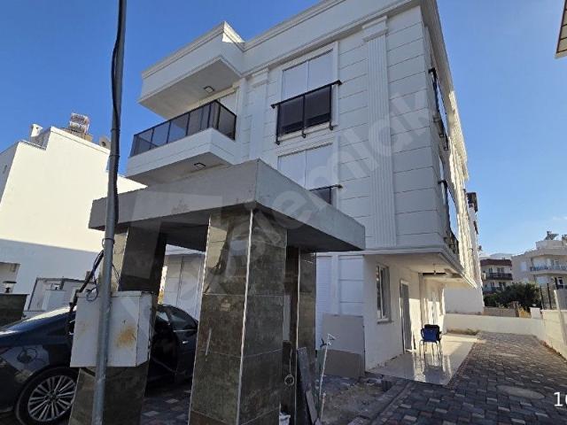 ermenek kavşağı altı 4+1 200m2 villa sıfır deniz manzaralı vatandaşlığa uygun