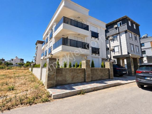 Ermenekte Deniz Manzaralı 4+1 Tripleks Villa