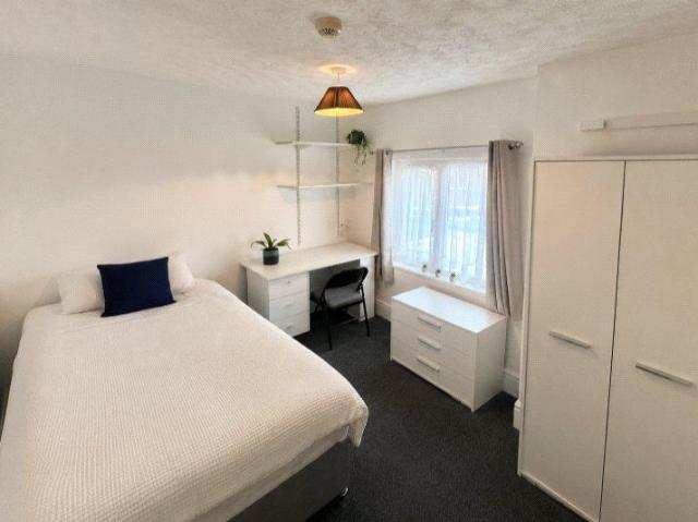 Ermine Road, CH2 1 bed in a house share to rent £548 pcm £126 pw