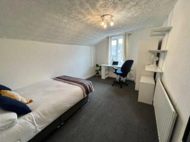 Ermine Road, CH2 1 bed in a house share to rent £592 pcm £137 pw