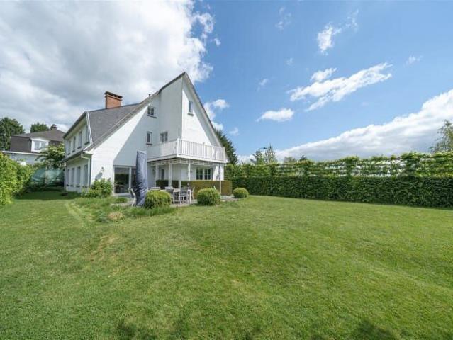 ERMITE Charming villa in a quiet enclosed area