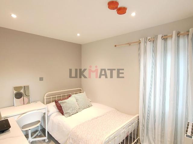 Ernest Street, London E1, 1 bed property to rent, £1,426 pcm | PrimeLocation