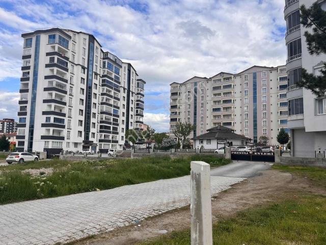Erol Emlak Tam Yazlak Mah Satılık Ara Kat 3+1 130m2 Daire