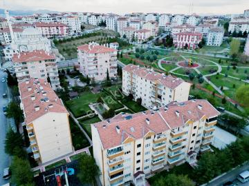 Eray1 Sitesinde Yüksek Girişte Kiralık 3+1 Daire