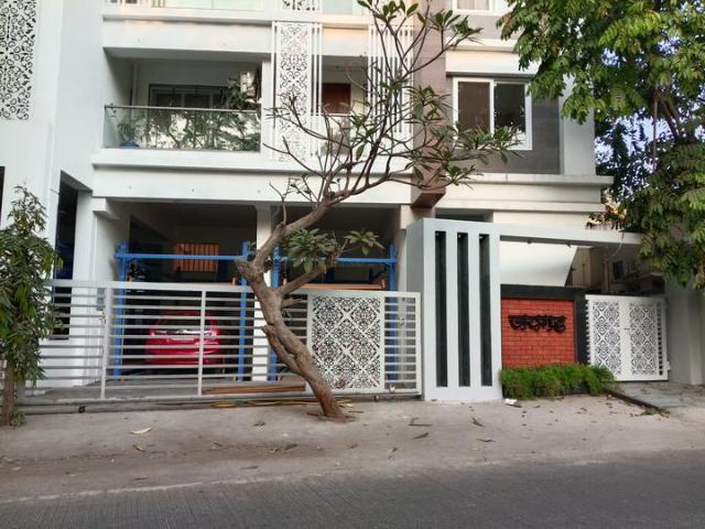 Erandwane 2 BHK Apartment For Sale Pune