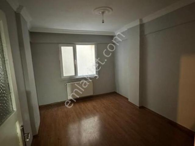 Erarslandan 2+1daire 85m2 Yüksek Giriş Gamsız Sokak Hemen Tapu