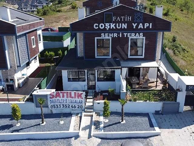 ERAS GAYRİMENKULDEN 5+1 DENİZ MANZARALI SATILIK SİTEİÇİ VİLLA