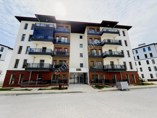 Erbaş Gayrimenkul'den İlimtepe Toki'de Kiralık 2+1 Daire