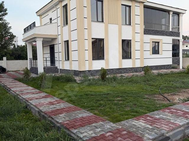 ERCİŞ EN GÜZEL TEK SATILIK VİLLASİ