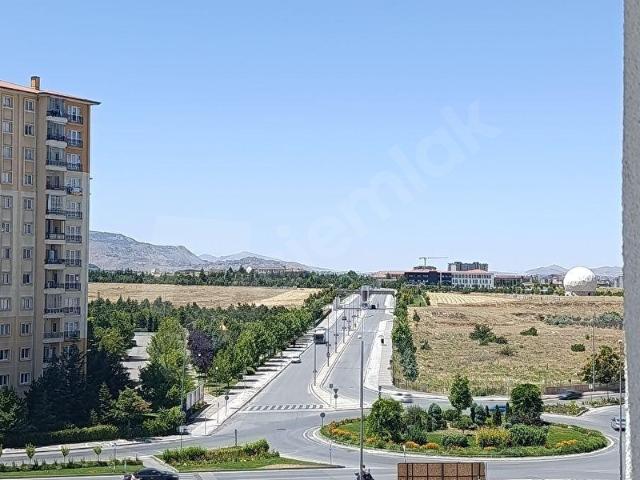 ERCİYES ÜNİVERSİTESİ GİRİŞİ KİRALIK EŞYALI 1+1 DAİRE