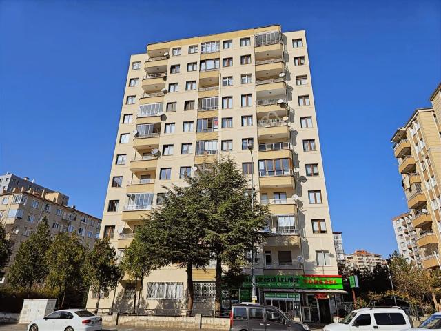Erciyesevler'de 3+1 Ferah Daire, Merkezi, Geniş Ve Ulaşımı Kolay