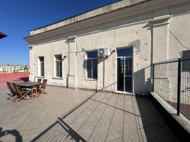 ercolano – corso resina appartamento con terrazzo