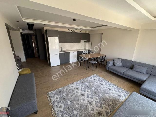 Erdek Adnan Menderes Caddesinde Eşyalı Kiralık 1+1 Lüks Daire