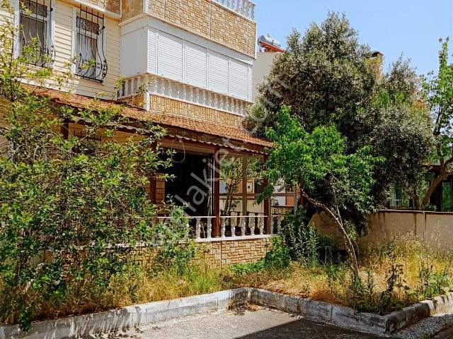 Erdek Ocaklar Mahallesinde 5+1 Satılık Triplex