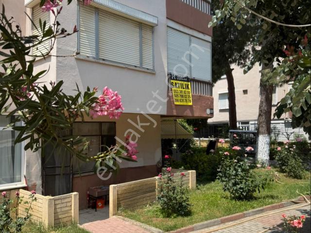 Erdek Sahil Mahallesi'nde Denize 50m, 2+1 Satılık Daire