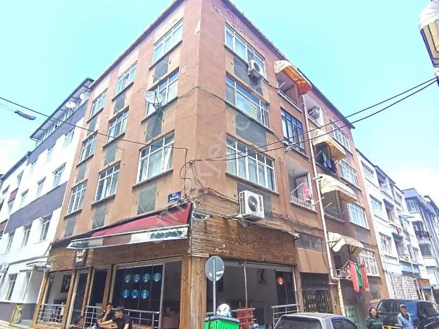 Erdem Emlak Ofisinden Samsun İlkadım Karadeniz Mah. Satılı 2.kat 2+1 Daire