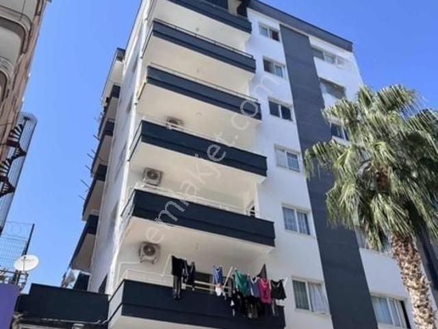 Erdeml Hastane Caddesinde Satılık 3+1