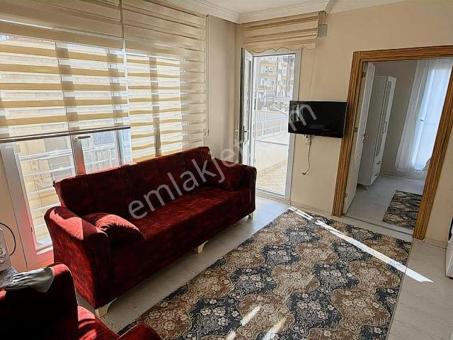 Erdemli Merkez 2. Plaj Yolunda Kiralık Eşyalı Lüks Daire