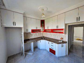 Erdemli Merkez'de Sultanakın Okulu Yakınında Kiralık 2 + 1 Daire