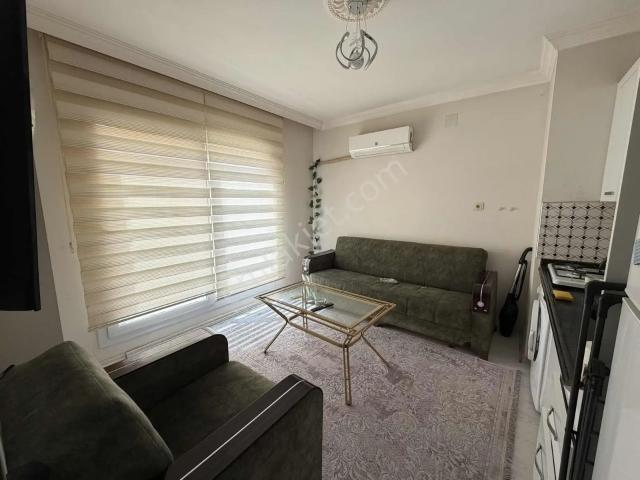 Erdemli Merkezde 1. Plaj Yolu Kiralık Eşyalı 1+1 Daire