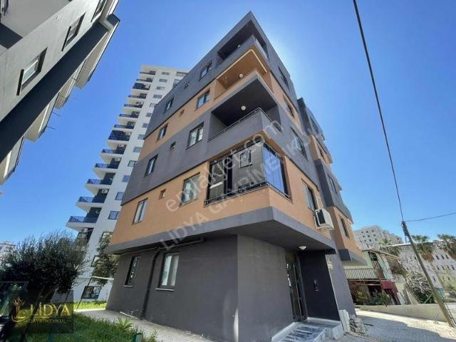 Erdemli Alata Mah Uygun Satılık 2+1 A.mutfak Daire