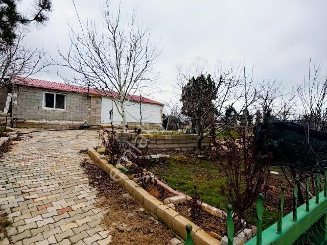 Erdemli Arkıtta Satılık Ev Ve Arsa Takasa Acık