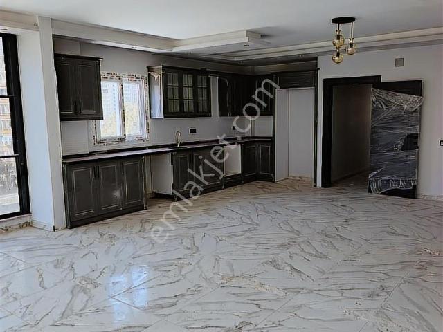 Erdemli Arpaçbahşiş De Kiralık Geniş 2+1 Daire