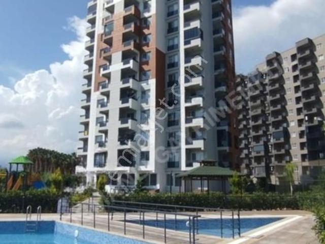 Erdemli / Çeşmeli'de Deniz Manzaralı 1+1 Satılık Daire