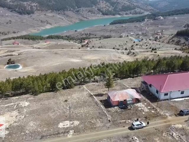 Erdemli Sorgun'da Eşyalı Yayla Evi Ve Arsa Göl Manzaralı!