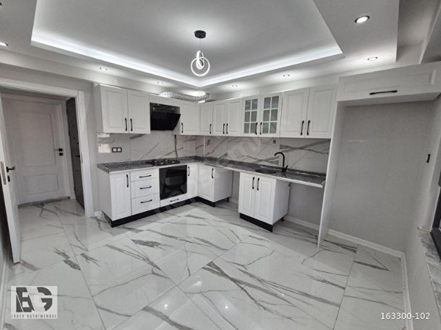 ERDEN'DEN VADİŞEHİR MH. İSKANLI ARA KAT SATILIK 3+1 DAİRE