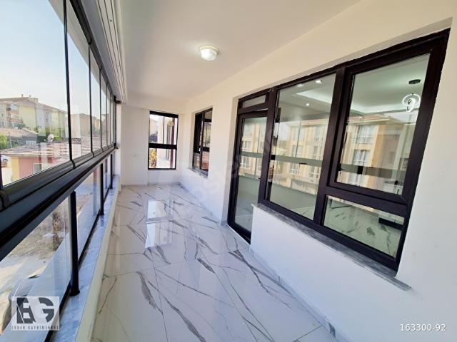 ERDEN'DEN VADİŞEHİR MH. İSKANLI ARA KAT SATILIK 3+1 DAİRE