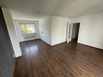 Erdgeschoss / 3,5 Zimmer mit Balkon